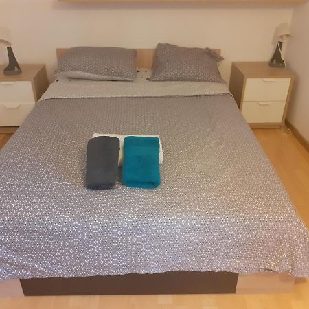 Apartament Happy Central Bucharest Acomodation Zewnętrze zdjęcie